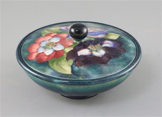 A Moorcroft clematis powder bowl and cover, 1930/40s, diameter 16.2cm